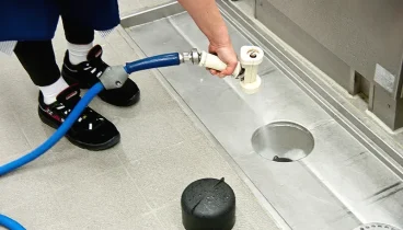خدمات چاه بازکنی و لوله بازکنی در شهرک نفت اهواز